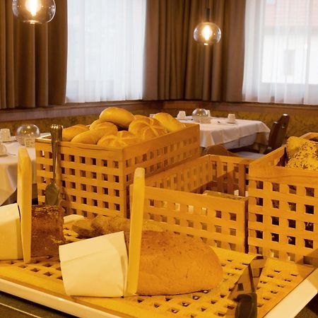 Ferienhotel Bergland Арцл им Пицтал Екстериор снимка