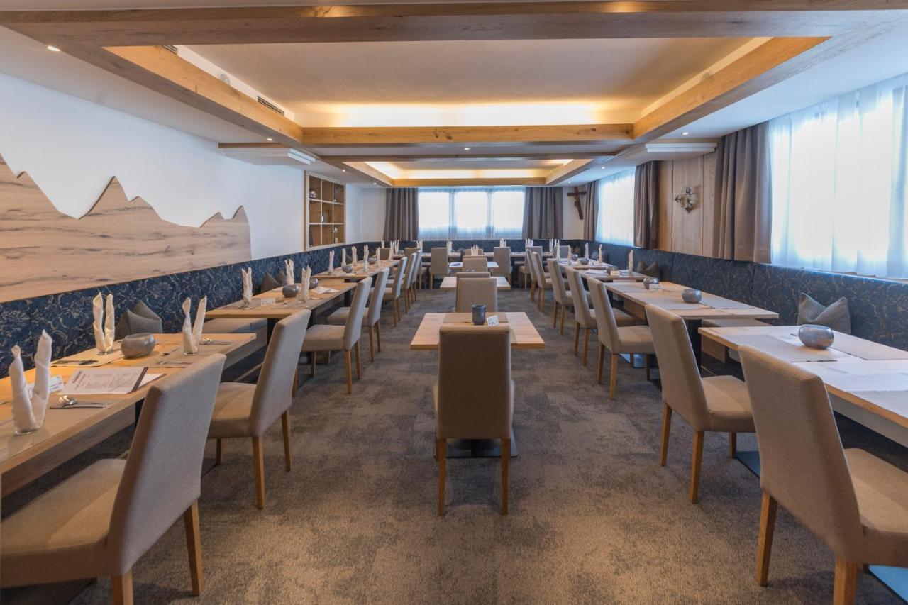 Ferienhotel Bergland Арцл им Пицтал Екстериор снимка