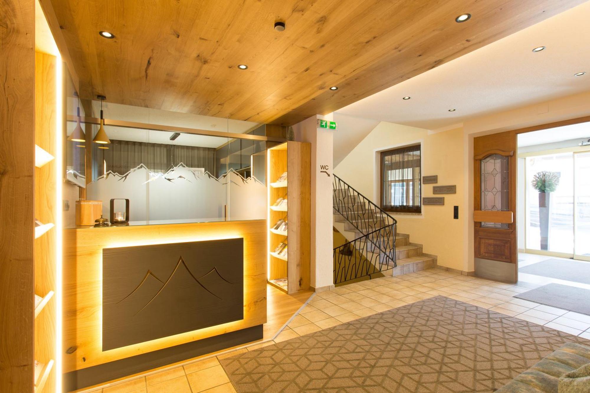 Ferienhotel Bergland Арцл им Пицтал Екстериор снимка